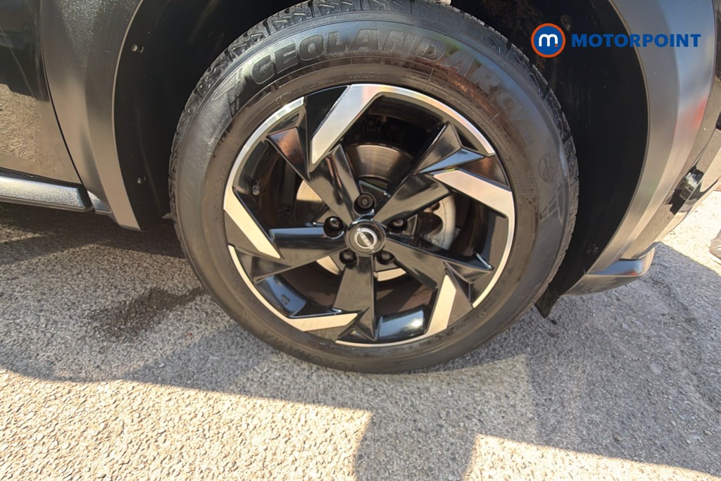 Nissan Juke N-Connecta Automatic Petrol-Electric Hybrid SUV - Stock Number (1665482) - 19th supplementary image