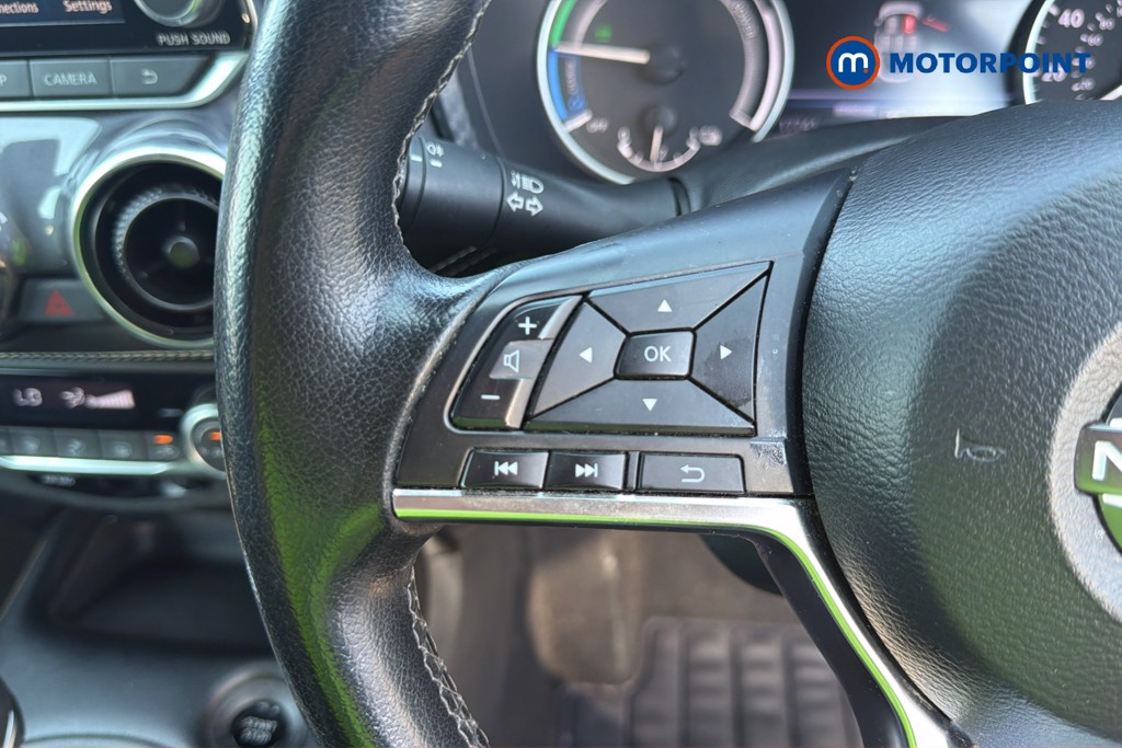 Nissan Juke N-Connecta Automatic Petrol-Electric Hybrid SUV - Stock Number (1665482) - 1st supplementary image