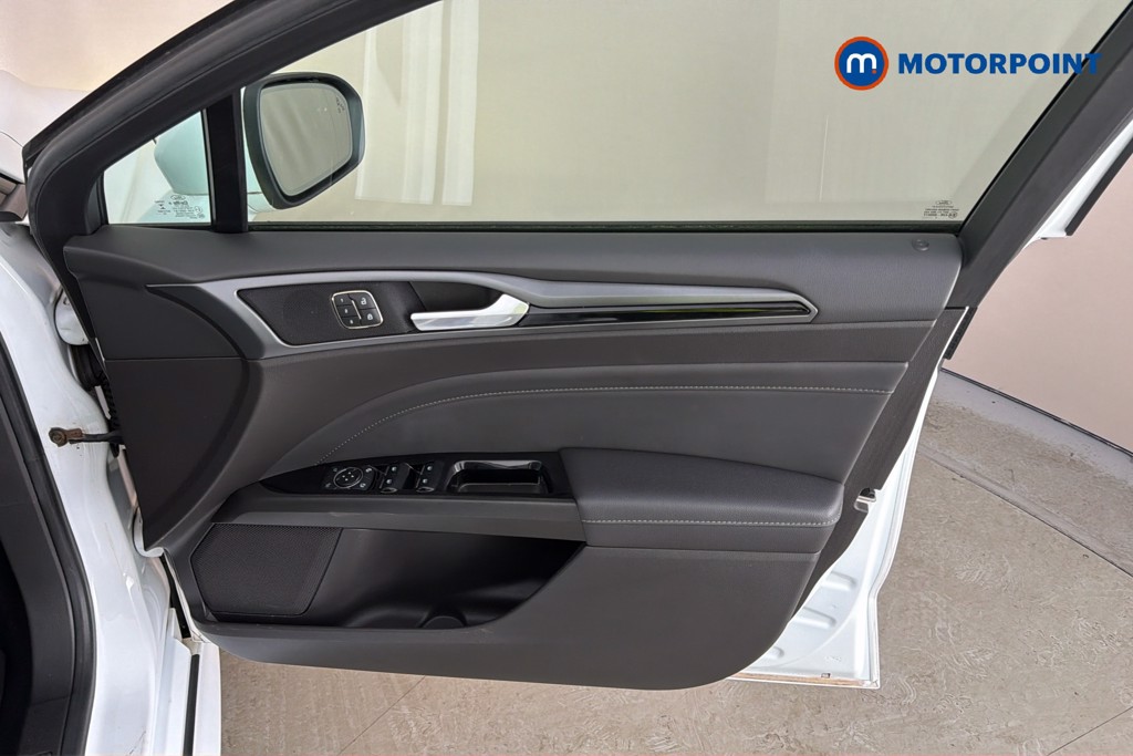 Ford Mondeo St-Line X Manual Diesel Estate - Stock Number (1665626) - 19th supplementary image