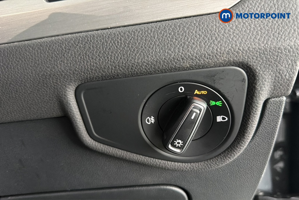 Volkswagen Touran Match Manual Petrol People Carrier - Stock Number (1665683) - 11th supplementary image