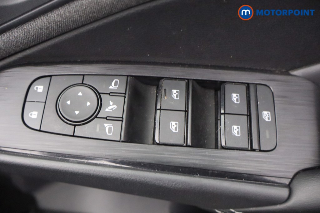 Nissan Qashqai Acenta Premium Manual Petrol SUV - Stock Number (1666038) - 10th supplementary image