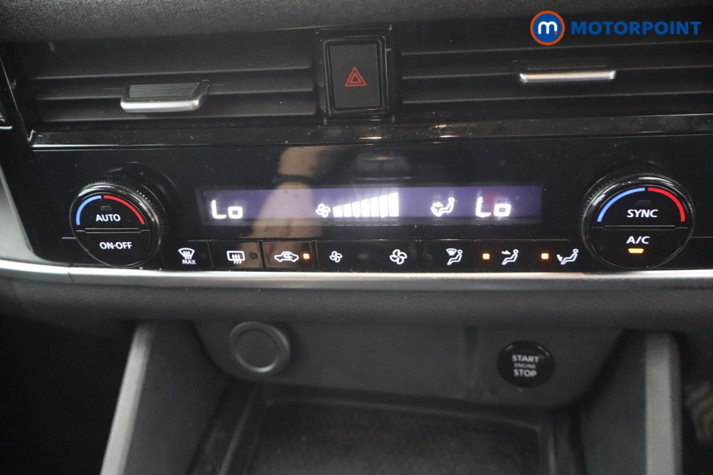 Nissan Qashqai Acenta Premium Manual Petrol SUV - Stock Number (1666038) - 16th supplementary image