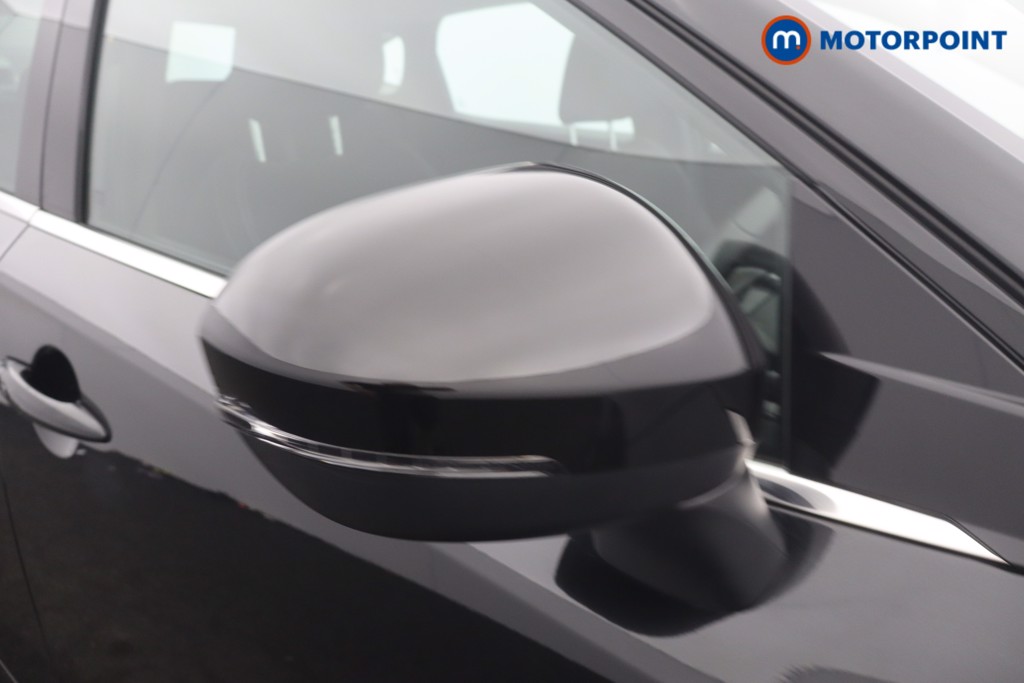 Nissan Qashqai Acenta Premium Manual Petrol SUV - Stock Number (1666038) - 19th supplementary image