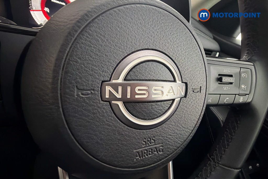 Nissan Qashqai N-Connecta Manual Petrol SUV - Stock Number (1666361) - 5th supplementary image
