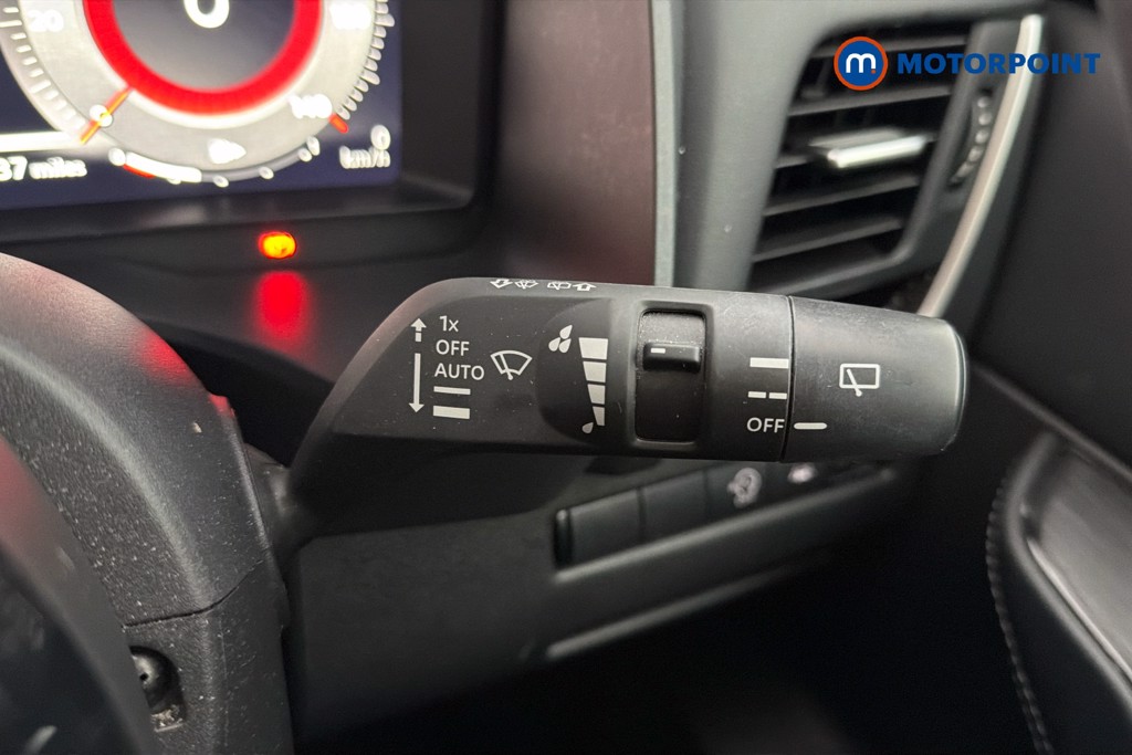 Nissan Qashqai N-Connecta Manual Petrol SUV - Stock Number (1666361) - 7th supplementary image