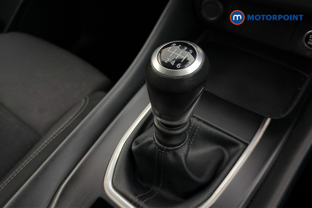 Nissan Qashqai N-Connecta Manual Petrol SUV - Stock Number (1666361) - 15th supplementary image