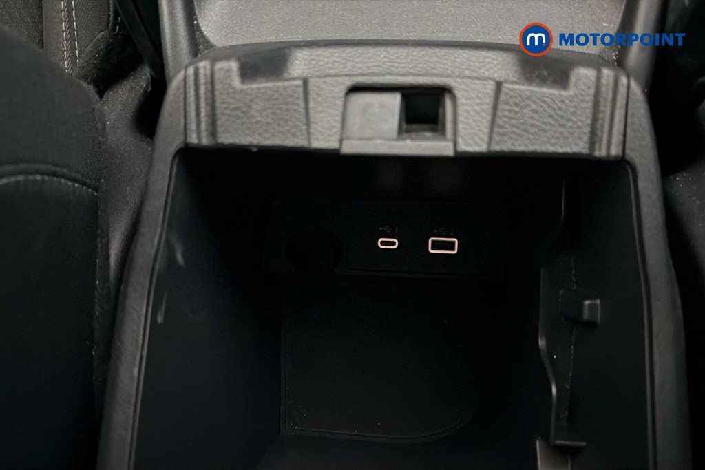 Nissan Qashqai N-Connecta Manual Petrol SUV - Stock Number (1666361) - 17th supplementary image