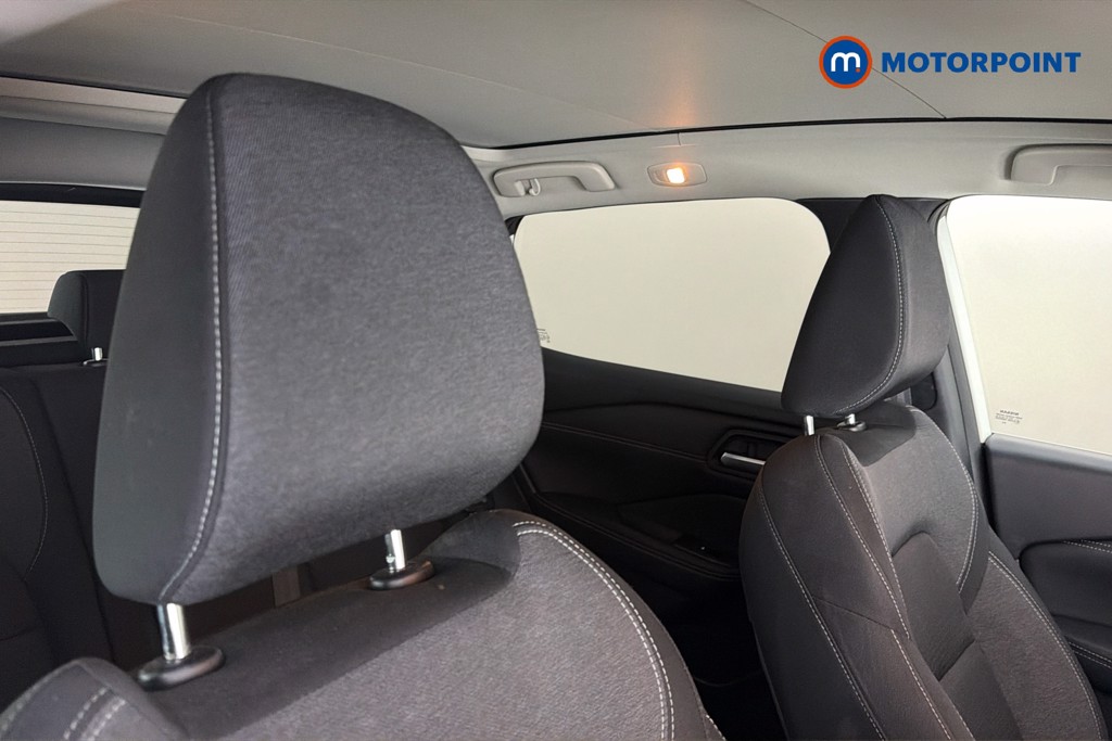 Nissan Qashqai N-Connecta Manual Petrol SUV - Stock Number (1666361) - 23rd supplementary image