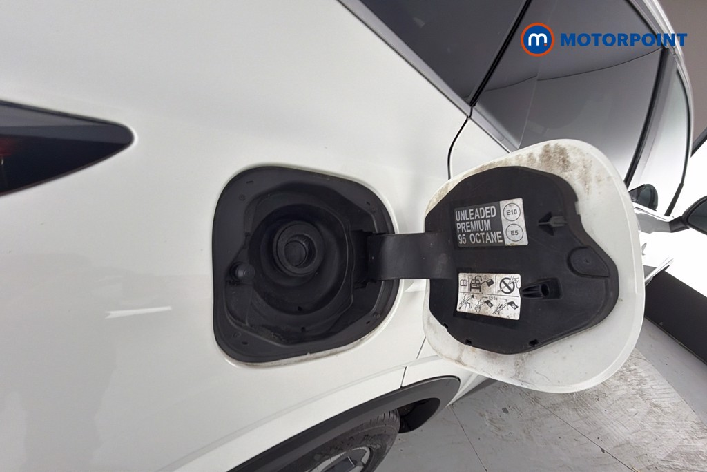 Nissan Qashqai N-Connecta Manual Petrol SUV - Stock Number (1666361) - 41st supplementary image