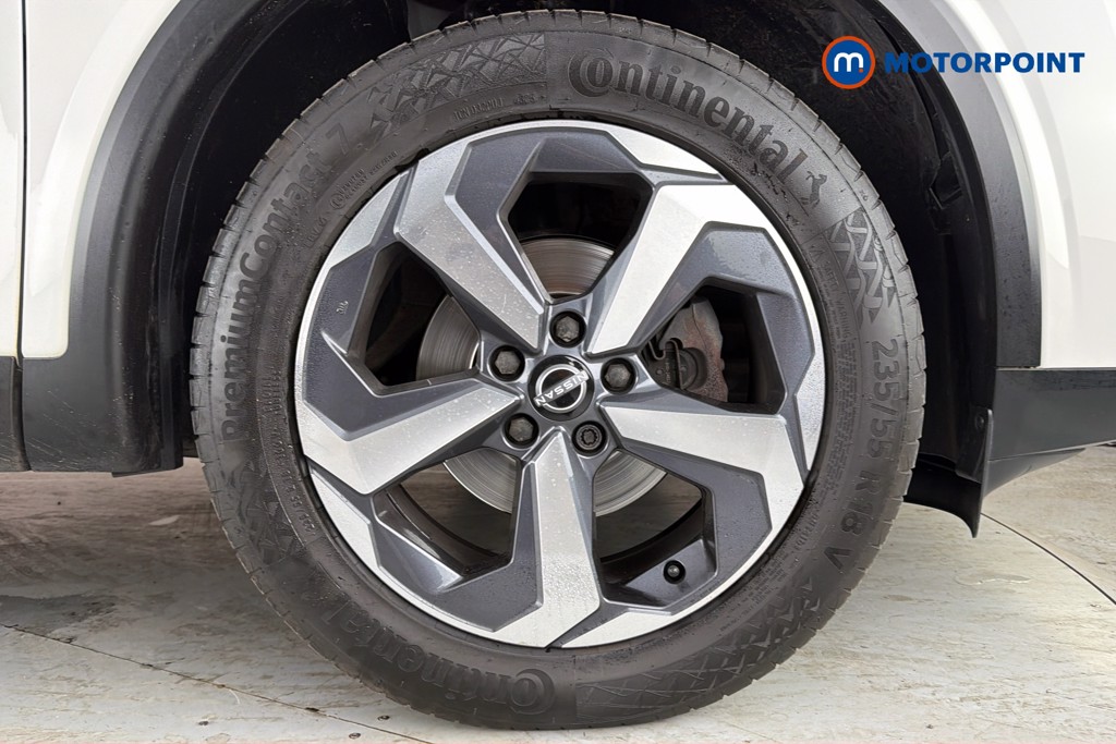 Nissan Qashqai N-Connecta Manual Petrol SUV - Stock Number (1666361) - 50th supplementary image