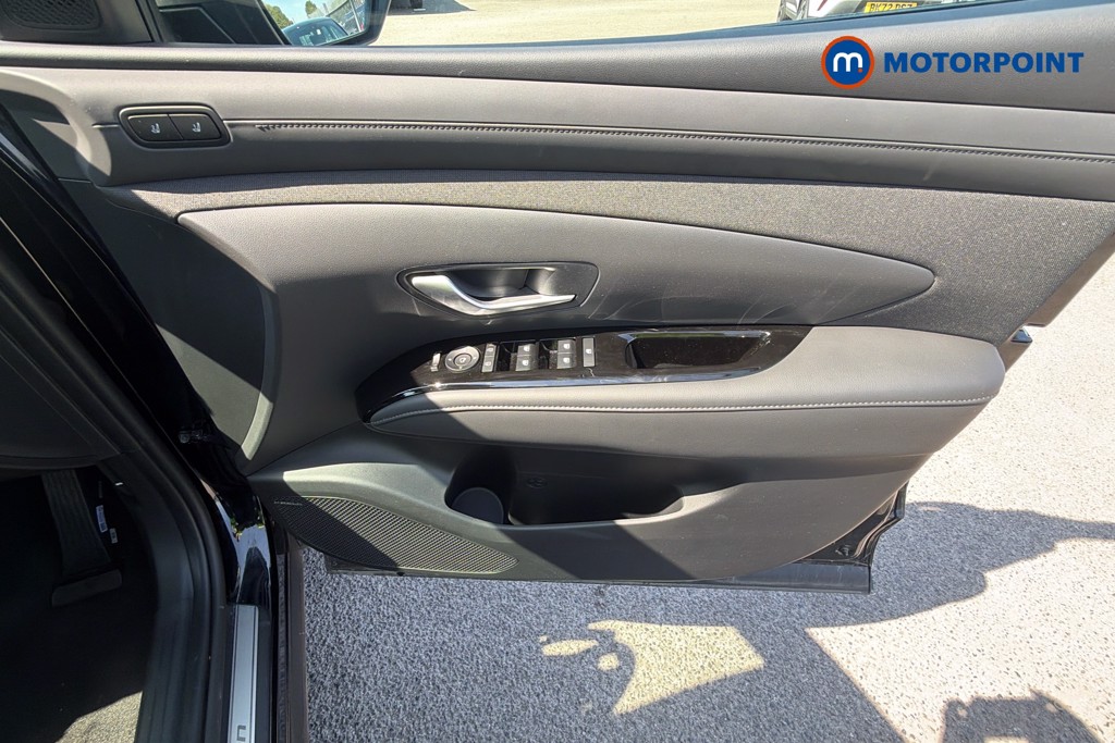 Hyundai Tucson Ultimate Automatic Petrol Plug-In Hybrid SUV - Stock Number (1666412) - 19th supplementary image