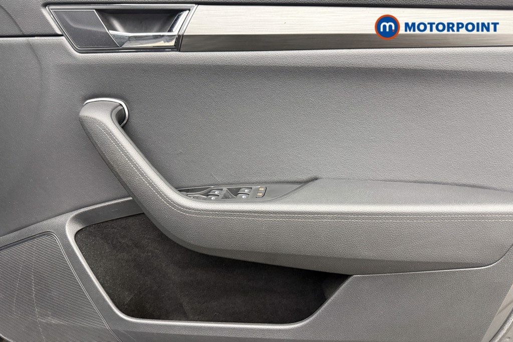 Skoda Superb Se L Automatic Petrol Plug-In Hybrid Estate - Stock Number (1666770) - 18th supplementary image