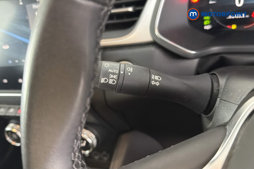 Renault Captur Techno Automatic Petrol Plug-In Hybrid SUV - Stock Number (1666945) - 6th supplementary image