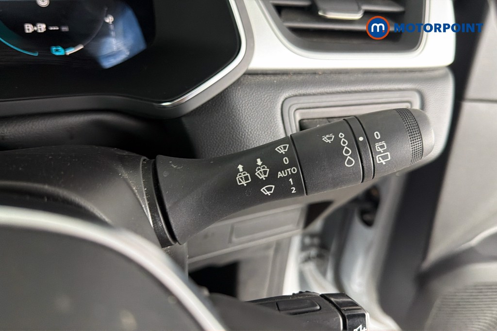 Renault Captur Techno Automatic Petrol Plug-In Hybrid SUV - Stock Number (1666945) - 7th supplementary image