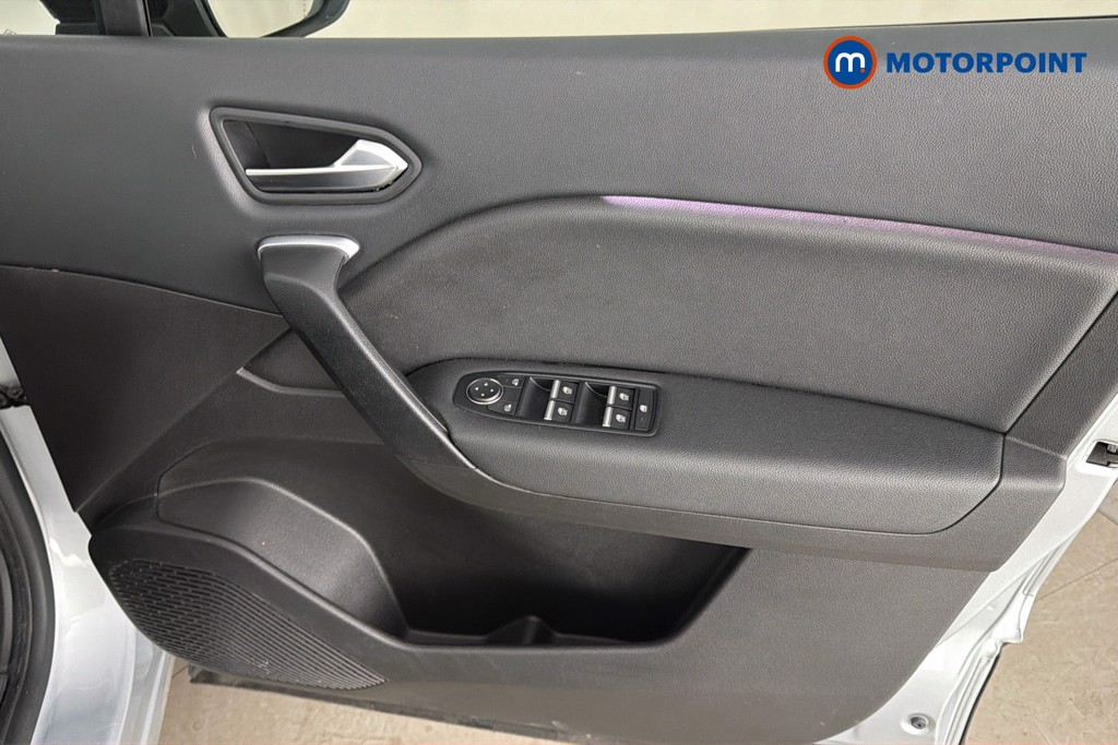 Renault Captur Techno Automatic Petrol Plug-In Hybrid SUV - Stock Number (1666945) - 19th supplementary image