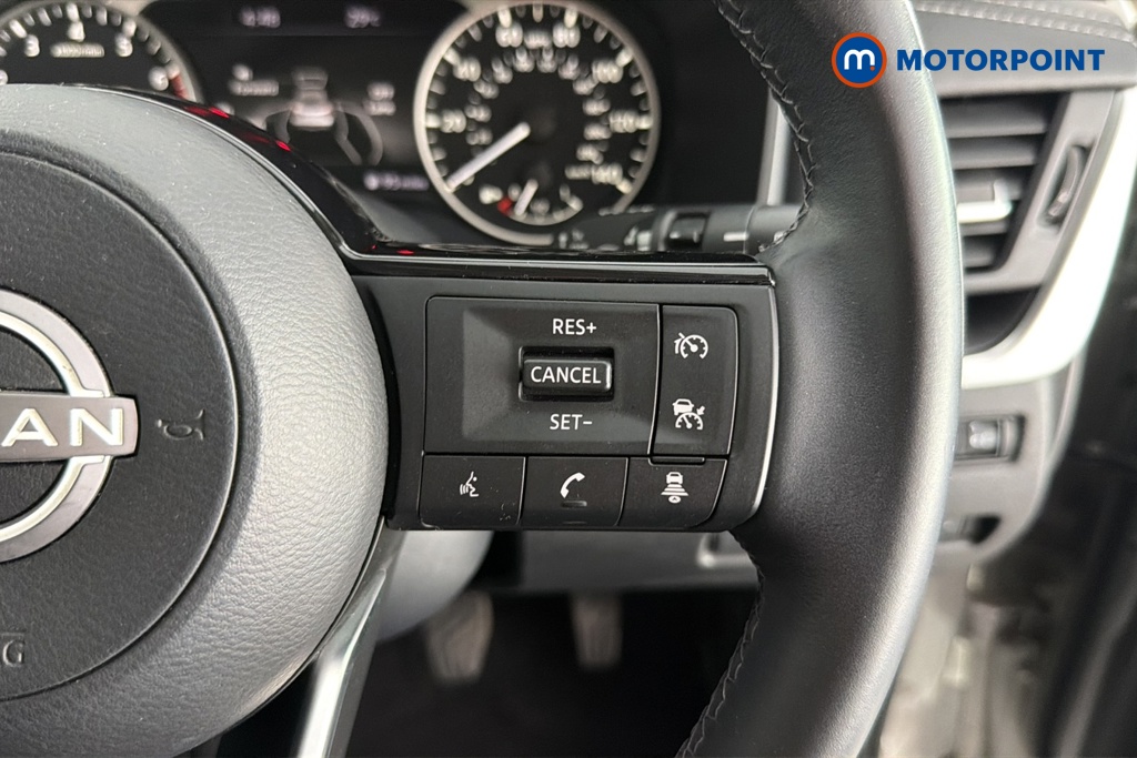 Nissan Qashqai Acenta Premium Manual Petrol SUV - Stock Number (1667057) - 3rd supplementary image