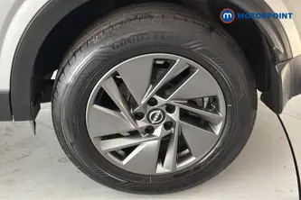 Nissan Qashqai Acenta Premium Manual Petrol SUV - Stock Number (1667057) - 45th supplementary image