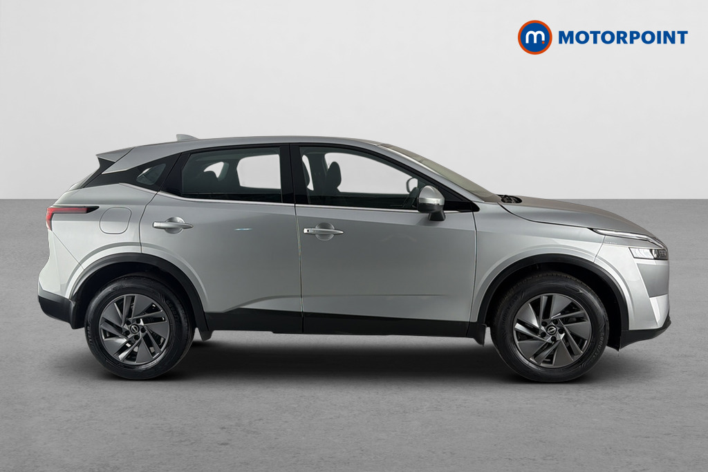 Nissan Qashqai Acenta Premium Manual Petrol SUV - Stock Number (1667057) - Passenger side