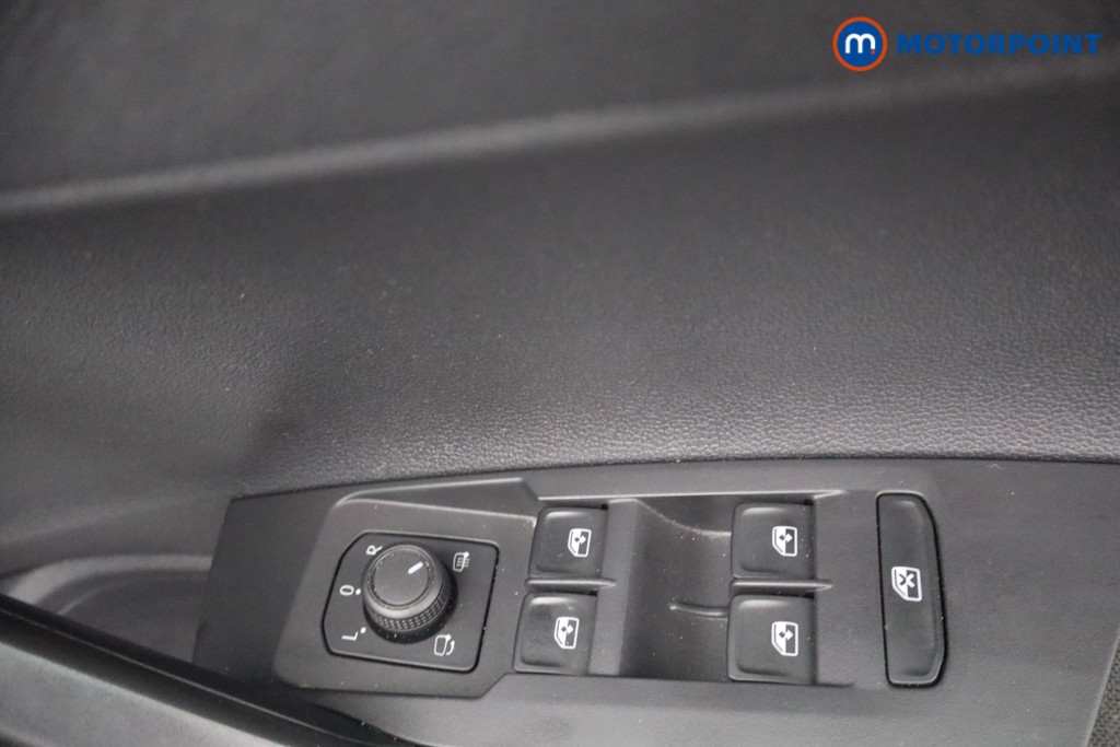 Volkswagen Taigo Life Manual Petrol SUV - Stock Number (1667164) - 9th supplementary image