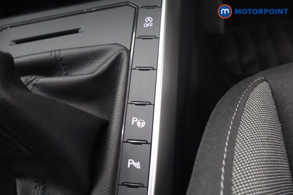Volkswagen Taigo Life Manual Petrol SUV - Stock Number (1667164) - 15th supplementary image