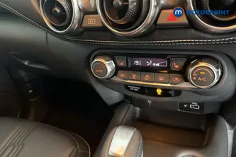 Nissan Juke Tekna Automatic Petrol-Electric Hybrid SUV - Stock Number (1667215) - 12th supplementary image