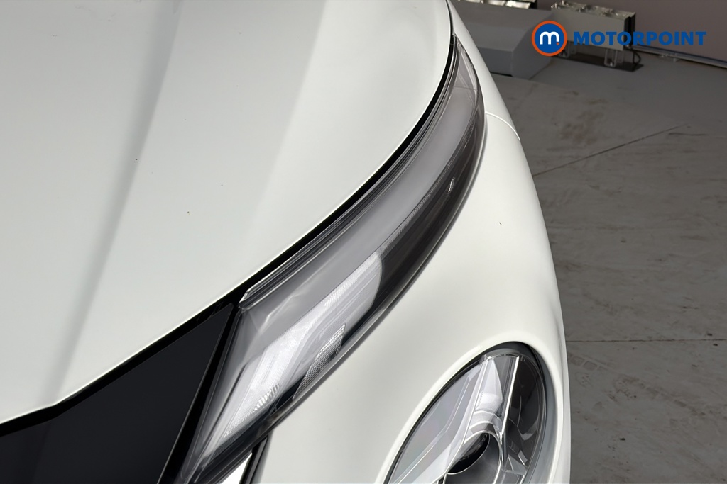 Nissan Juke Tekna Automatic Petrol-Electric Hybrid SUV - Stock Number (1667215) - 42nd supplementary image