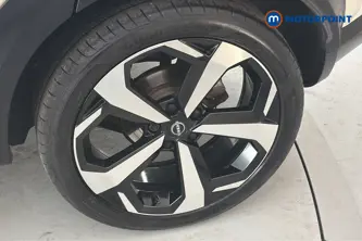 Nissan Juke Tekna Automatic Petrol-Electric Hybrid SUV - Stock Number (1667215) - 45th supplementary image