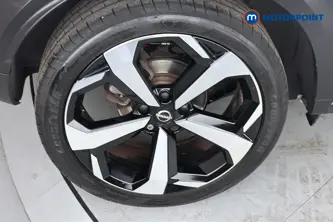 Nissan Juke Tekna Automatic Petrol-Electric Hybrid SUV - Stock Number (1667215) - 46th supplementary image