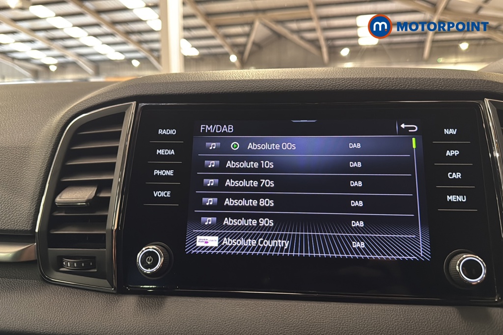 Skoda Karoq Se Drive Automatic Petrol SUV - Stock Number (1667268) - 8th supplementary image