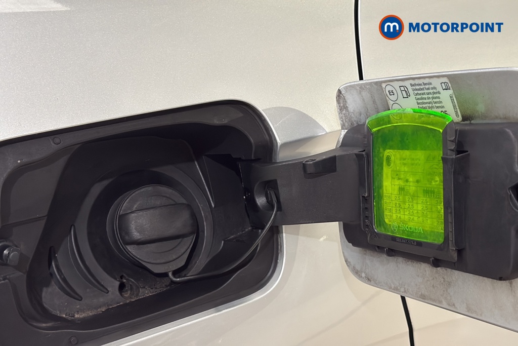 Skoda Karoq Se Drive Automatic Petrol SUV - Stock Number (1667268) - 41st supplementary image