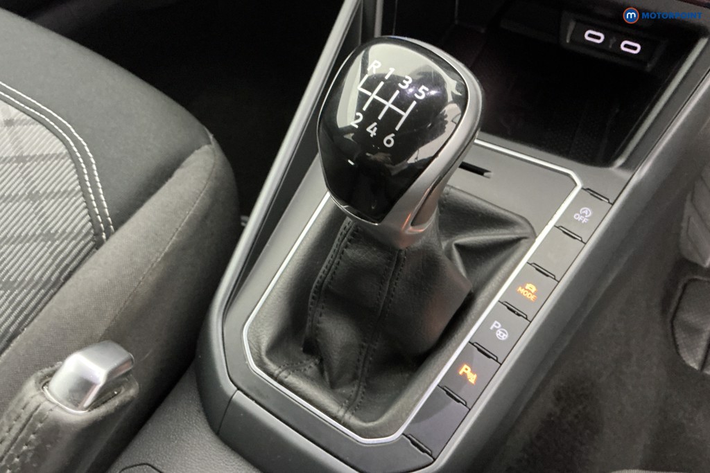 Volkswagen Taigo R-Line Manual Petrol SUV - Stock Number (1667613) - 15th supplementary image