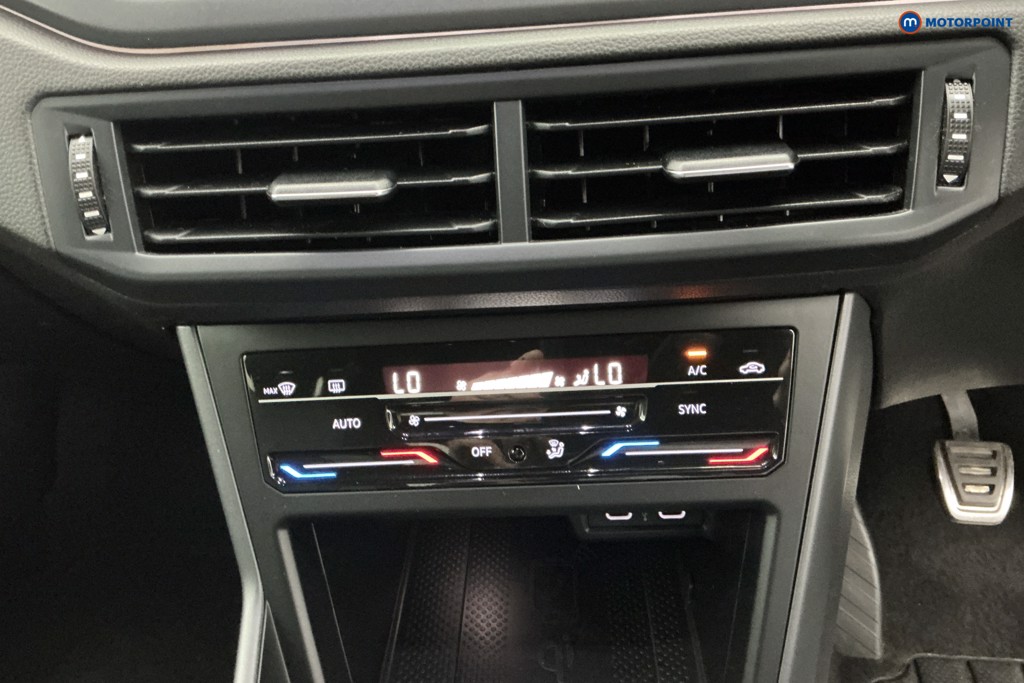 Volkswagen Taigo R-Line Manual Petrol SUV - Stock Number (1667613) - 17th supplementary image
