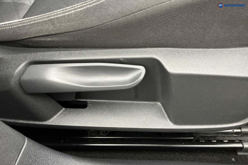 Volkswagen Taigo R-Line Manual Petrol SUV - Stock Number (1667613) - 23rd supplementary image
