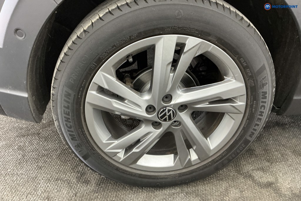 Volkswagen Taigo R-Line Manual Petrol SUV - Stock Number (1667613) - 34th supplementary image