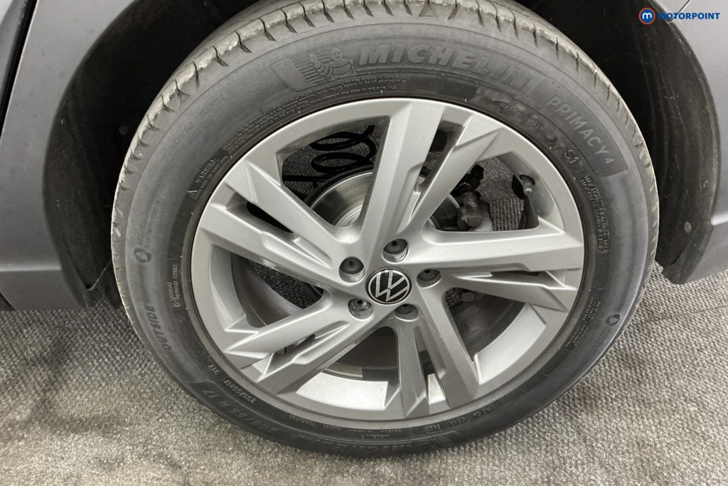 Volkswagen Taigo R-Line Manual Petrol SUV - Stock Number (1667613) - 37th supplementary image