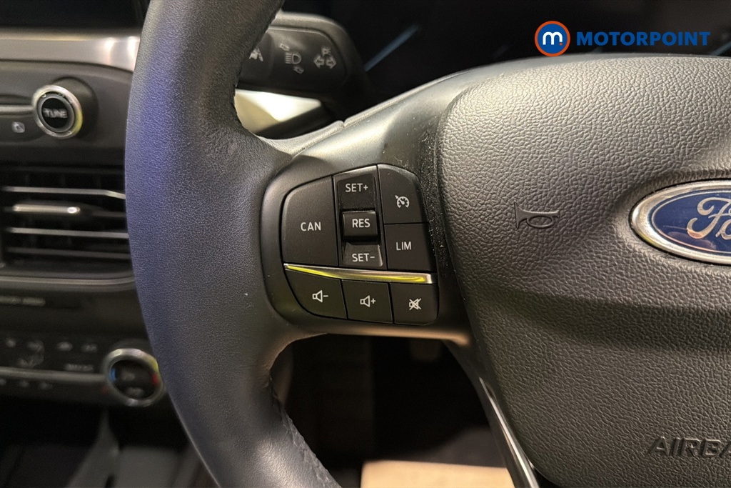 Ford Focus Titanium Edition Manual Petrol Hatchback - Stock Number (1667614) - 4th supplementary image