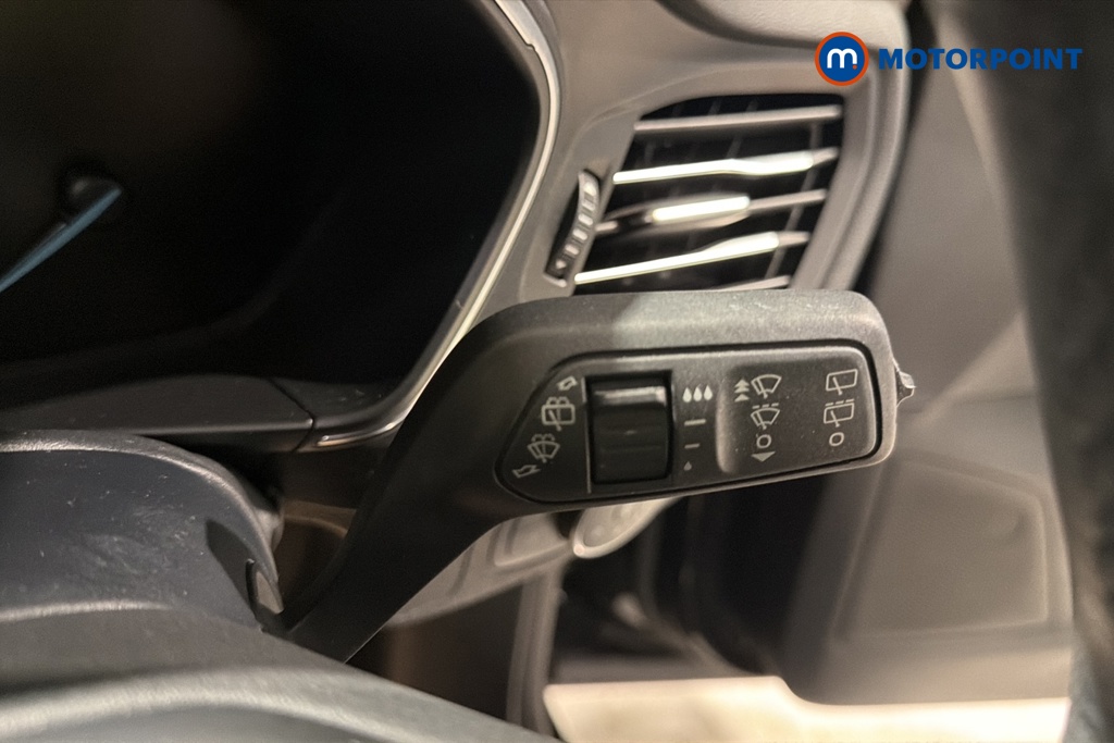 Ford Focus Titanium Edition Manual Petrol Hatchback - Stock Number (1667614) - 6th supplementary image