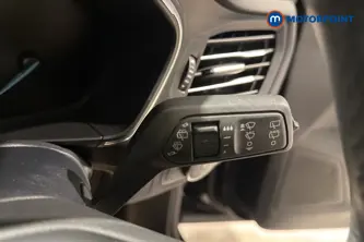 Ford Focus Titanium Edition Manual Petrol Hatchback - Stock Number (1667614) - 6th supplementary image