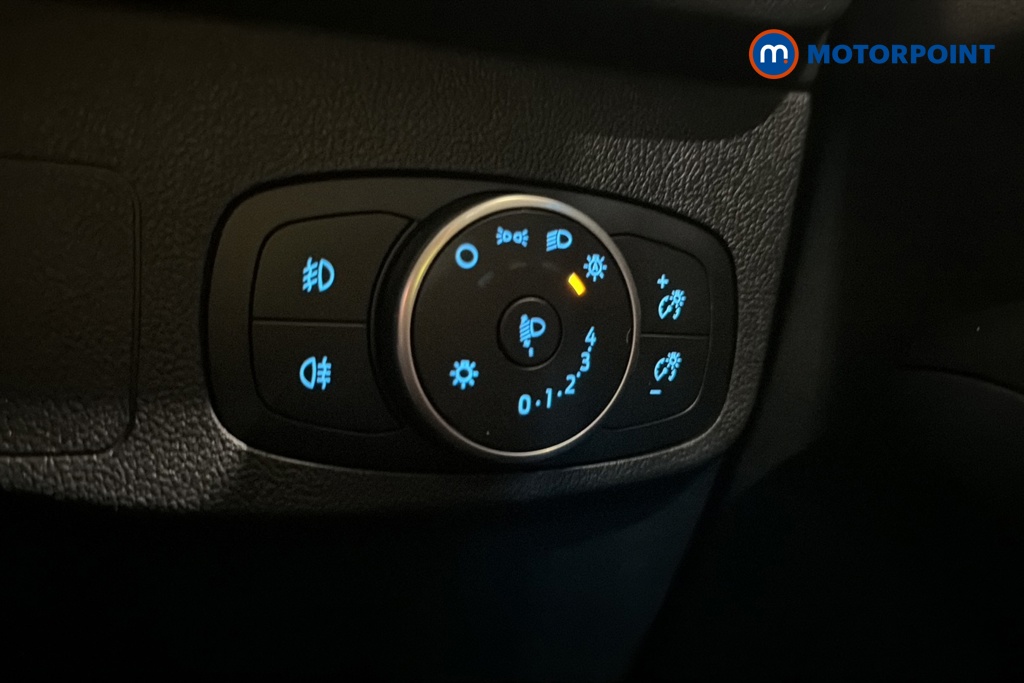Ford Focus Titanium Edition Manual Petrol Hatchback - Stock Number (1667614) - 11th supplementary image
