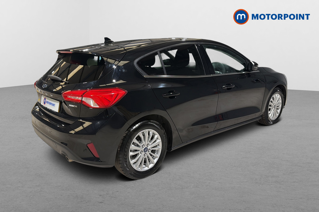 Ford Focus Titanium Edition Manual Petrol Hatchback - Stock Number (1667614) - Passenger side rear corner