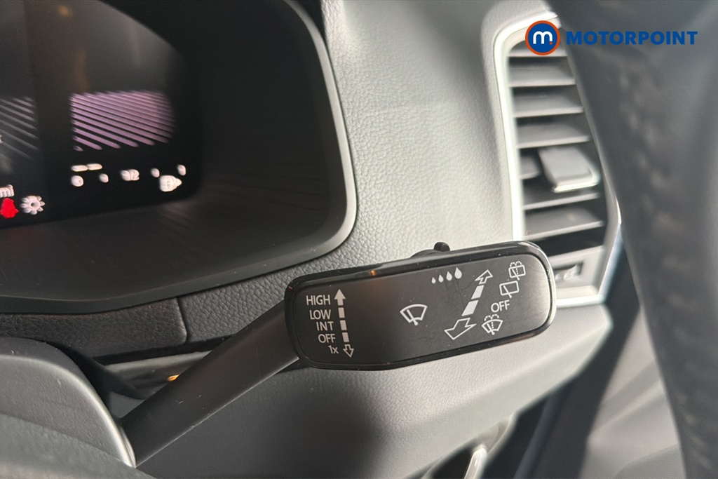 Skoda Karoq Se L Automatic Petrol SUV - Stock Number (1667704) - 6th supplementary image