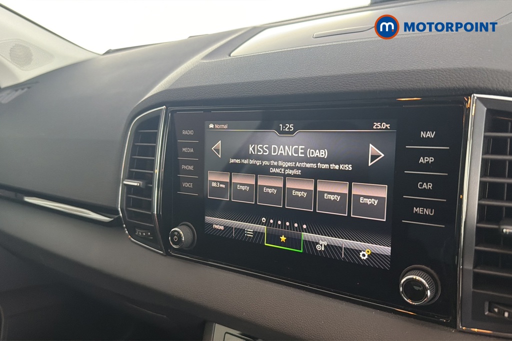 Skoda Karoq Se L Automatic Petrol SUV - Stock Number (1667704) - 8th supplementary image