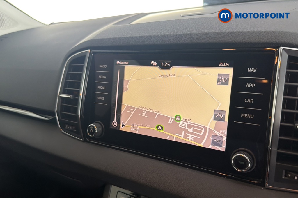 Skoda Karoq Se L Automatic Petrol SUV - Stock Number (1667704) - 9th supplementary image
