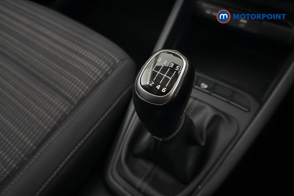 KIA Stonic 2 Manual Petrol SUV - Stock Number (1667793) - 15th supplementary image