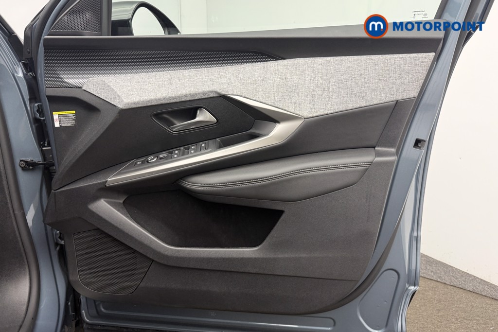 Peugeot 5008 GT Automatic Electric SUV - Stock Number (1667811) - 2nd supplementary image