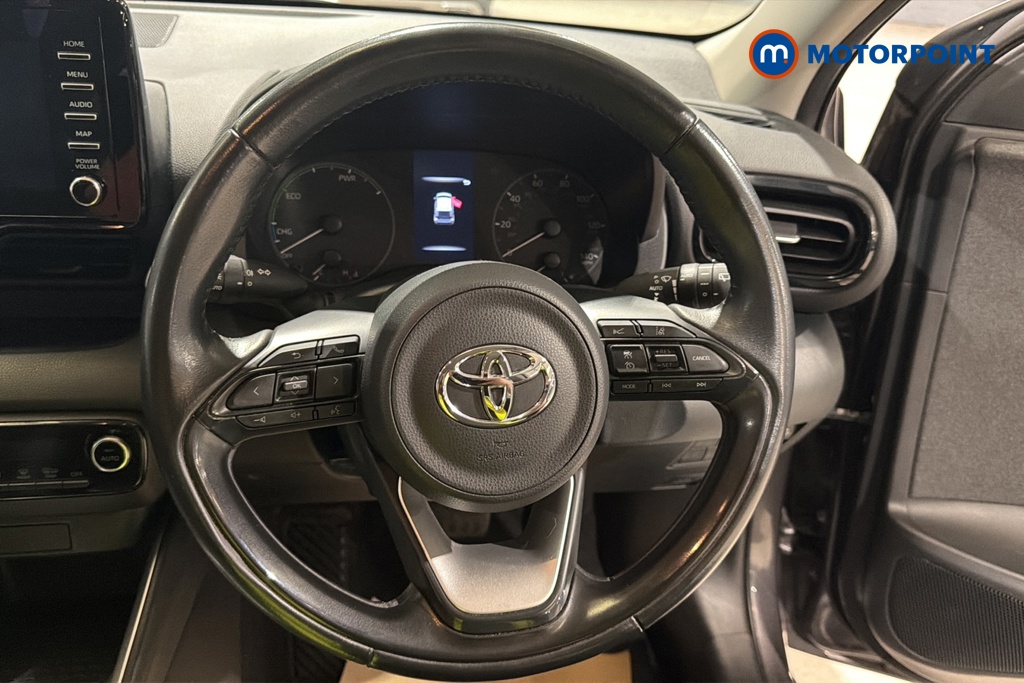 Toyota Yaris Icon Automatic Petrol-Electric Hybrid Hatchback - Stock Number (1667845) - 2nd supplementary image