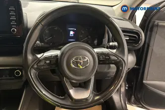 Toyota Yaris Icon Automatic Petrol-Electric Hybrid Hatchback - Stock Number (1667845) - 2nd supplementary image