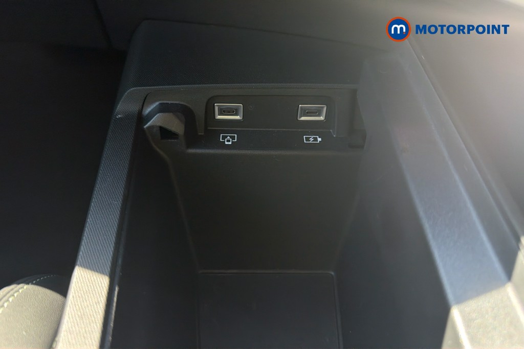 Peugeot 5008 GT Automatic Petrol SUV - Stock Number (1667850) - 7th supplementary image