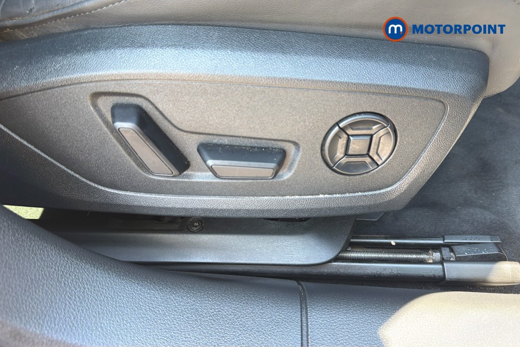 Audi A6 Black Edition Automatic Diesel Estate - Stock Number (1667863) - 25th supplementary image