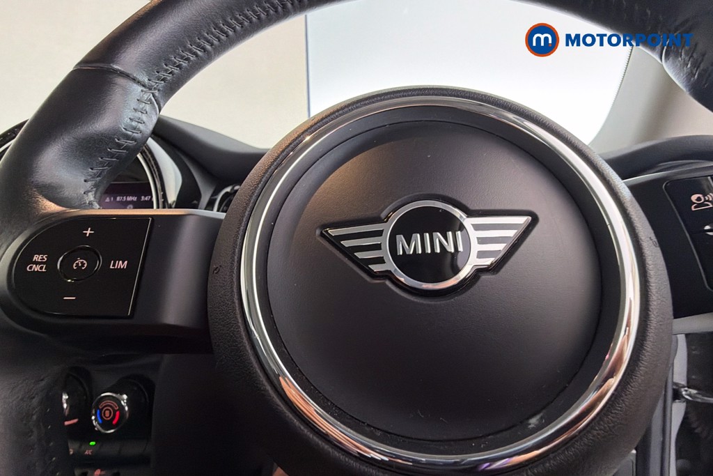 Mini Hatchback Cooper Classic Manual Petrol Hatchback - Stock Number (1668091) - 5th supplementary image